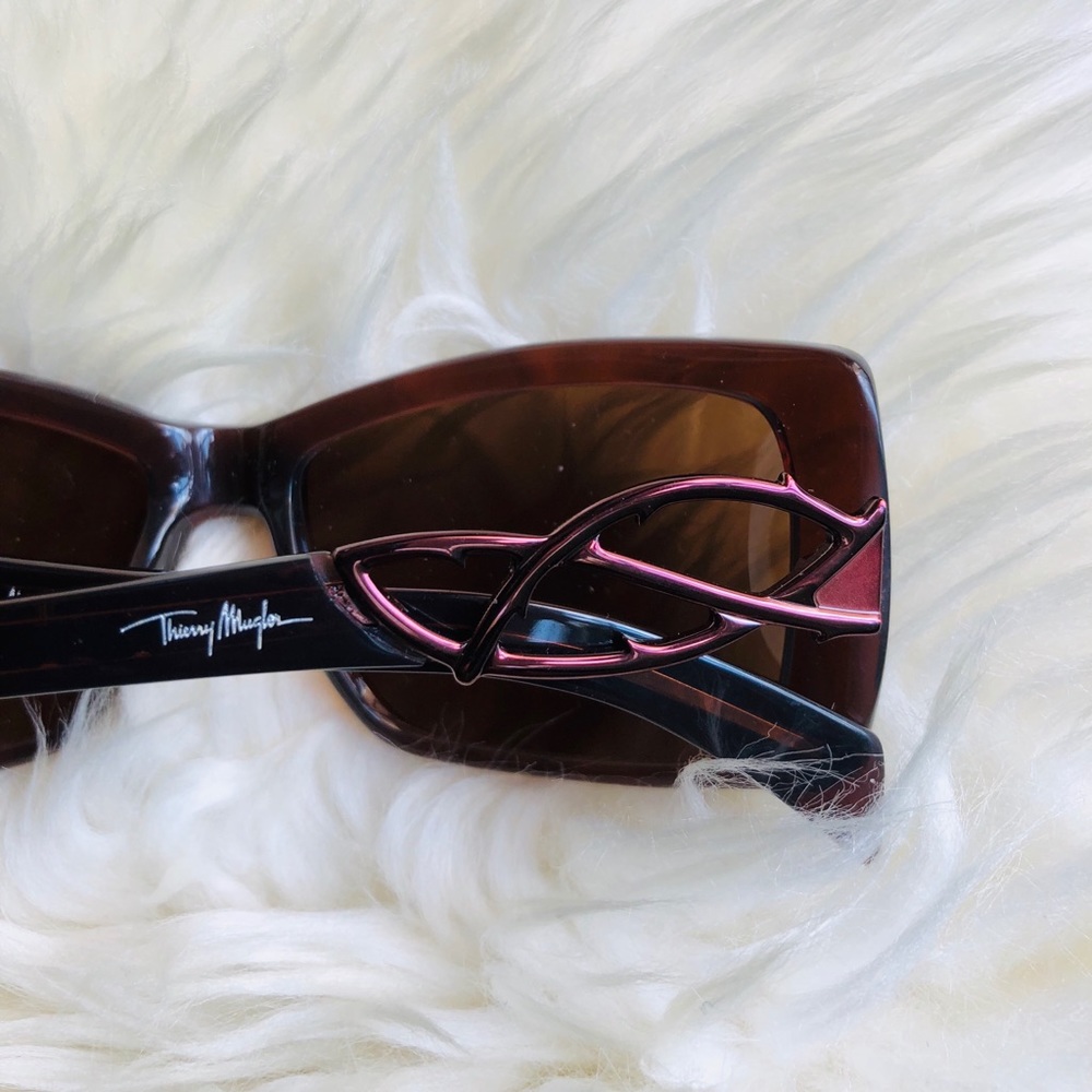 NEW VINTAGE THIERRY MUGLER FILIGREE SIDE SUNGLASSES